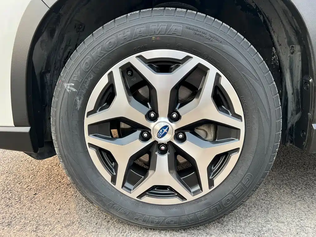 Forester 2022 2.0i AWD Deluxe Edition EyeSight купить на сайте DeffCars