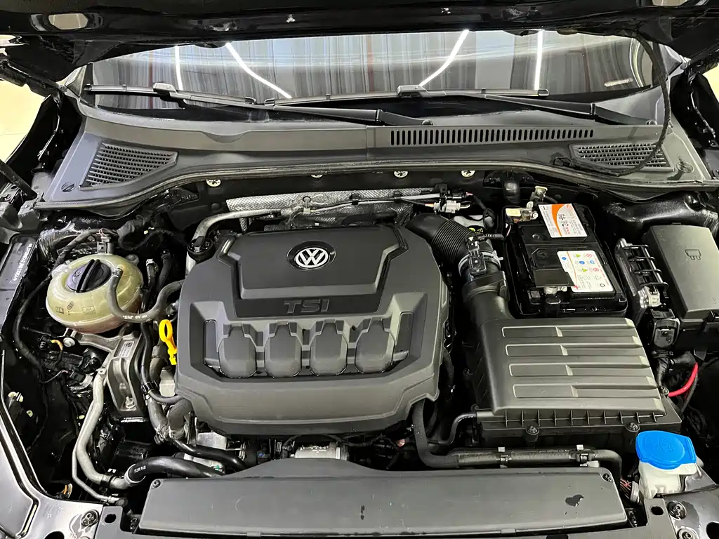 Passat 2019 330TSI Elite Edition National VI купить на сайте DeffCars