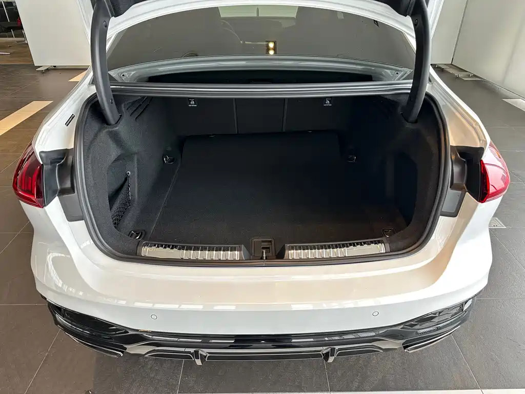Audi A5L 2026 2.0T Sports Edition Plus купить на сайте DeffCars