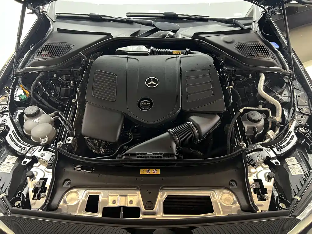 Mercedes-Benz E-Class New Energy 2024 E 350 e L plug-in hybrid sedan купить на сайте DeffCars