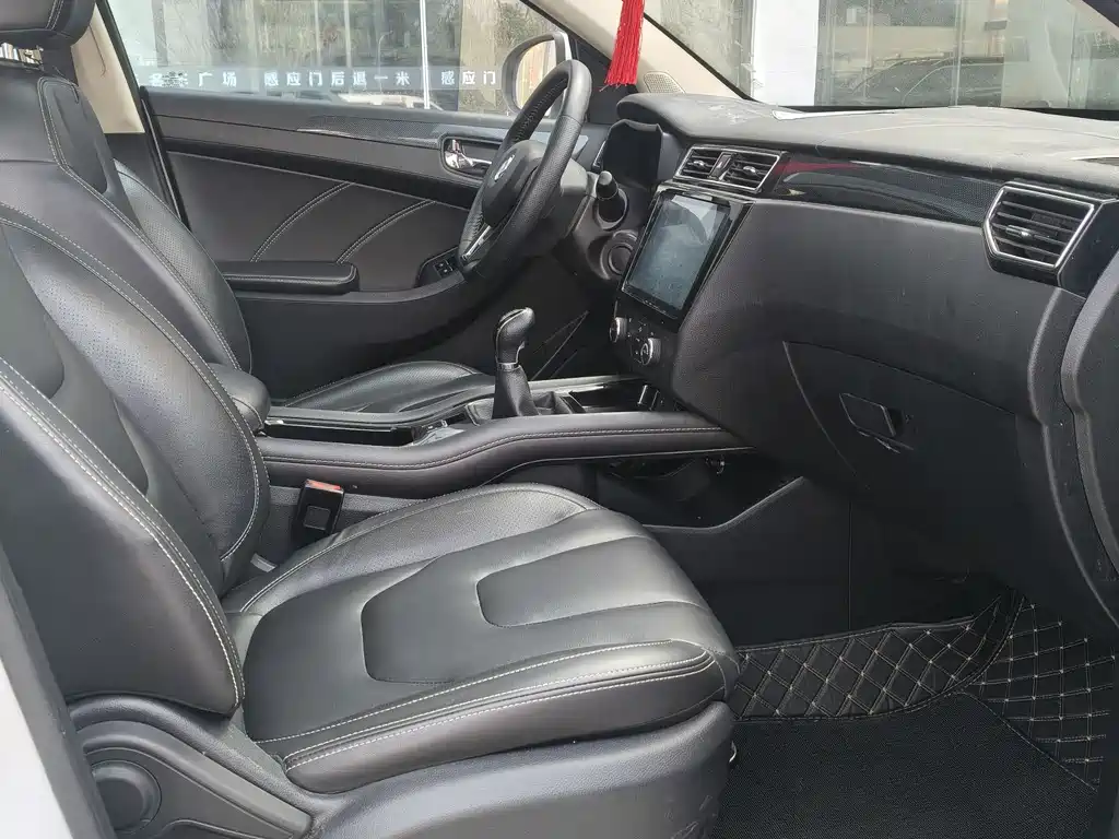 Fengguang 580 2016 1.5T manual luxury model купить на сайте DeffCars