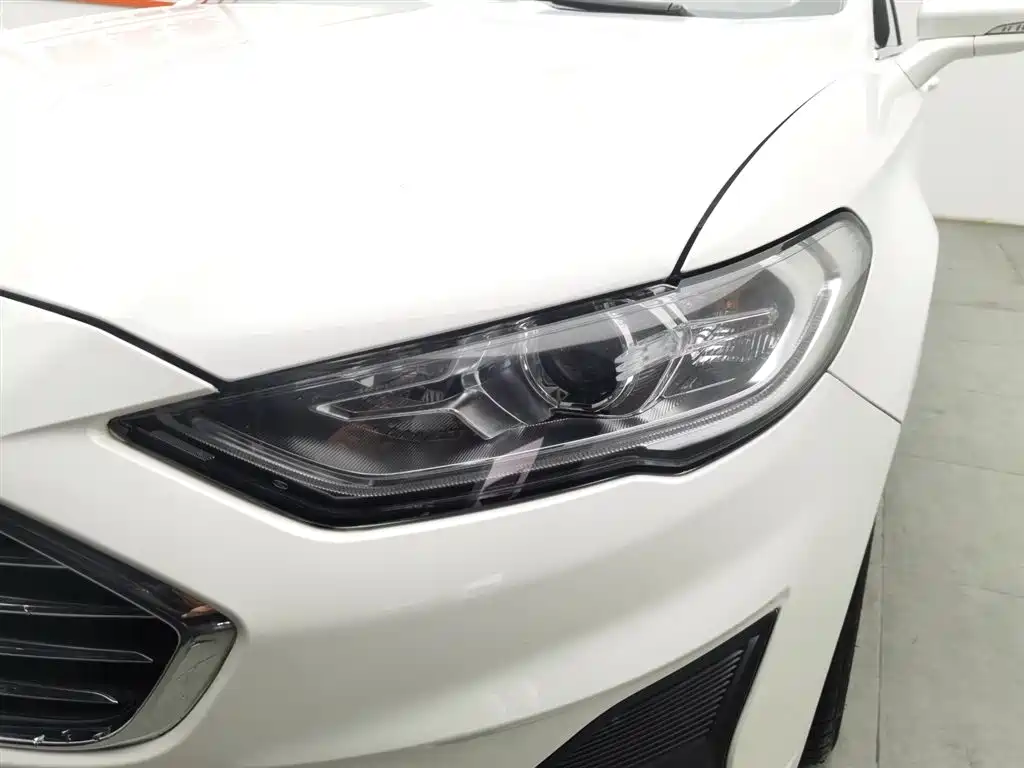 Mondeo 2020 EcoBoost 200 Fashion Model купить на сайте DeffCars
