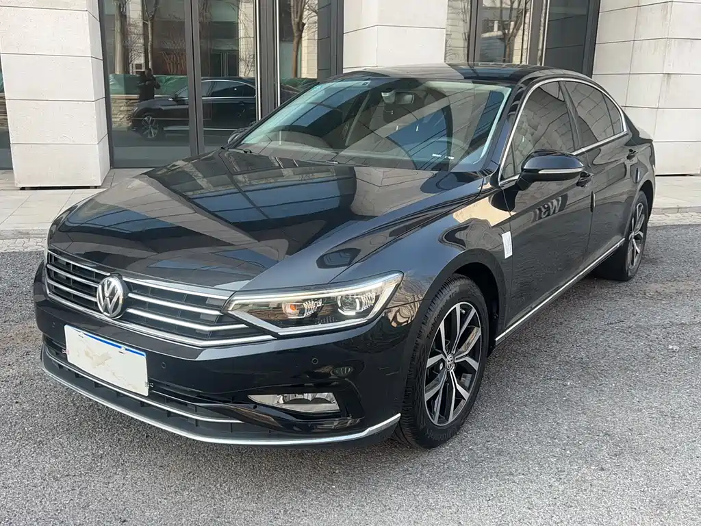Magotan 2020 330TSI DSG leading model купить на сайте DeffCars