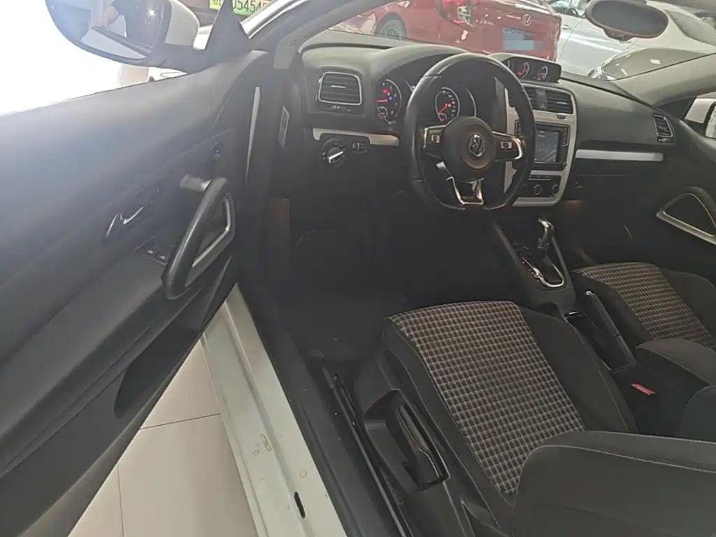 Scirocco 2015 1.4TSI Comfort Edition купить на сайте DeffCars
