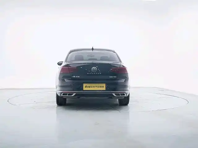 Magotan 2023 2 million commemorative edition 330TSI DSG leading model купить на сайте DeffCars