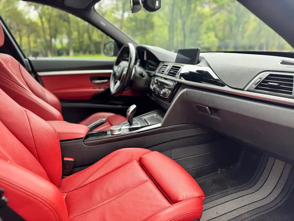 BMW 3 Series GT 2020 320i M Sports Night Edition купить на сайте DeffCars