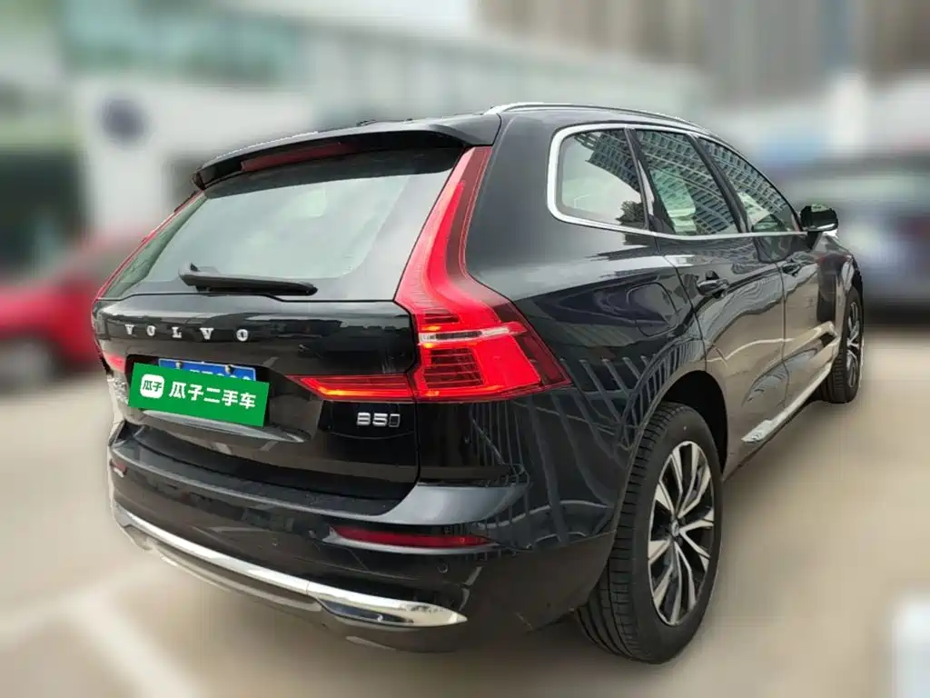 Volvo XC60 2025 B5 4WD Zhiyuan Deluxe Edition купить на сайте DeffCars