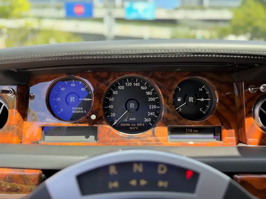 Phantom 2013 6.7L Standard Edition купить на сайте DeffCars