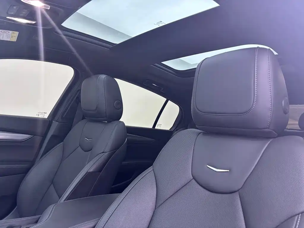Cadillac CT5 2024 28T Luxury Pro купить на сайте DeffCars