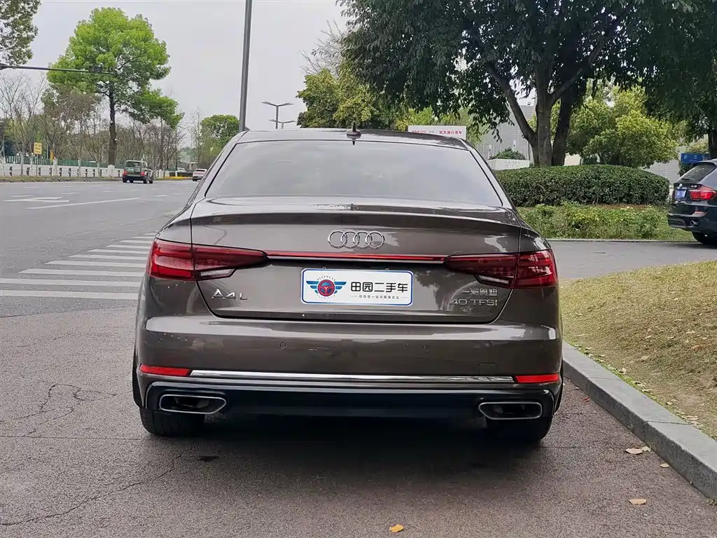 Audi A4L 2019 40 TFSI Enterprising National VI купить на сайте DeffCars
