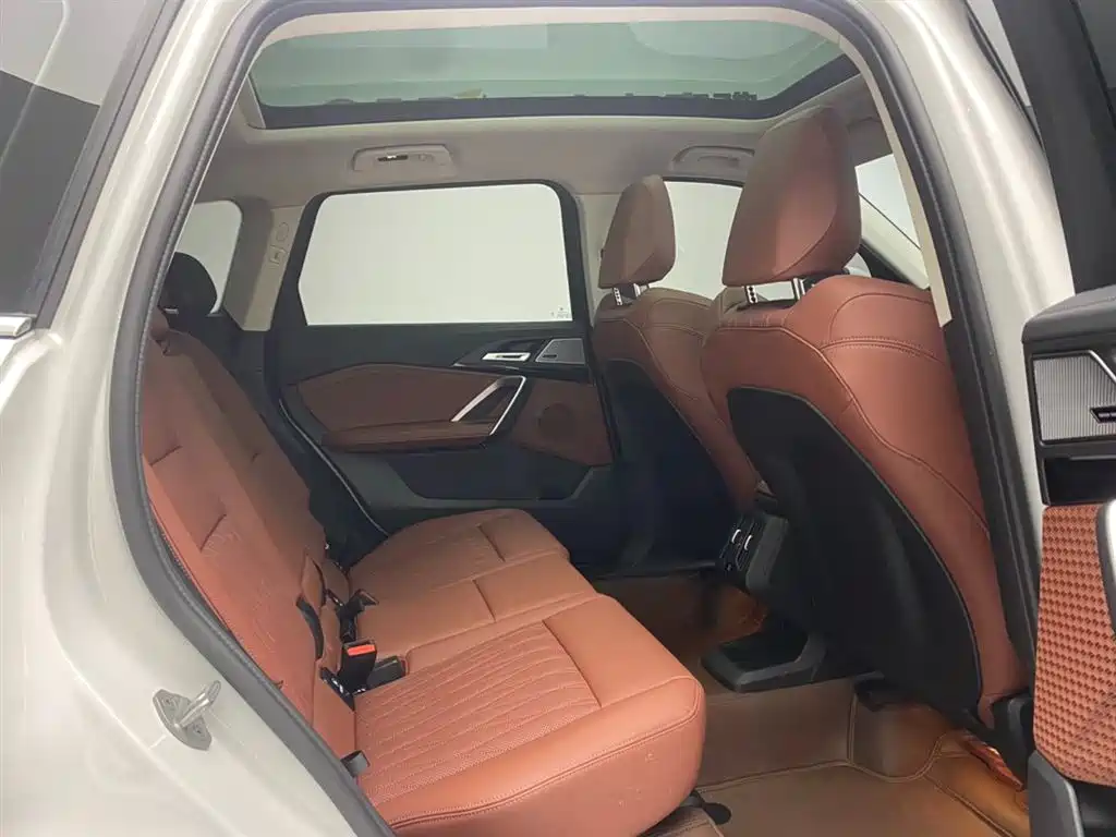 BMW X1 2025 sDrive25Li X Design Package купить на сайте DeffCars