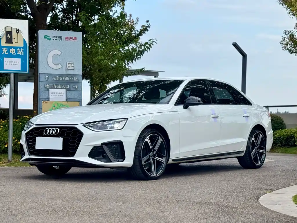 Audi A4L 2024 40 TFSI luxury and dynamic model купить на сайте DeffCars