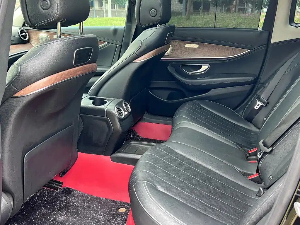 Mercedes-Benz E-Class 2017 E 300 L Luxury Model купить на сайте DeffCars