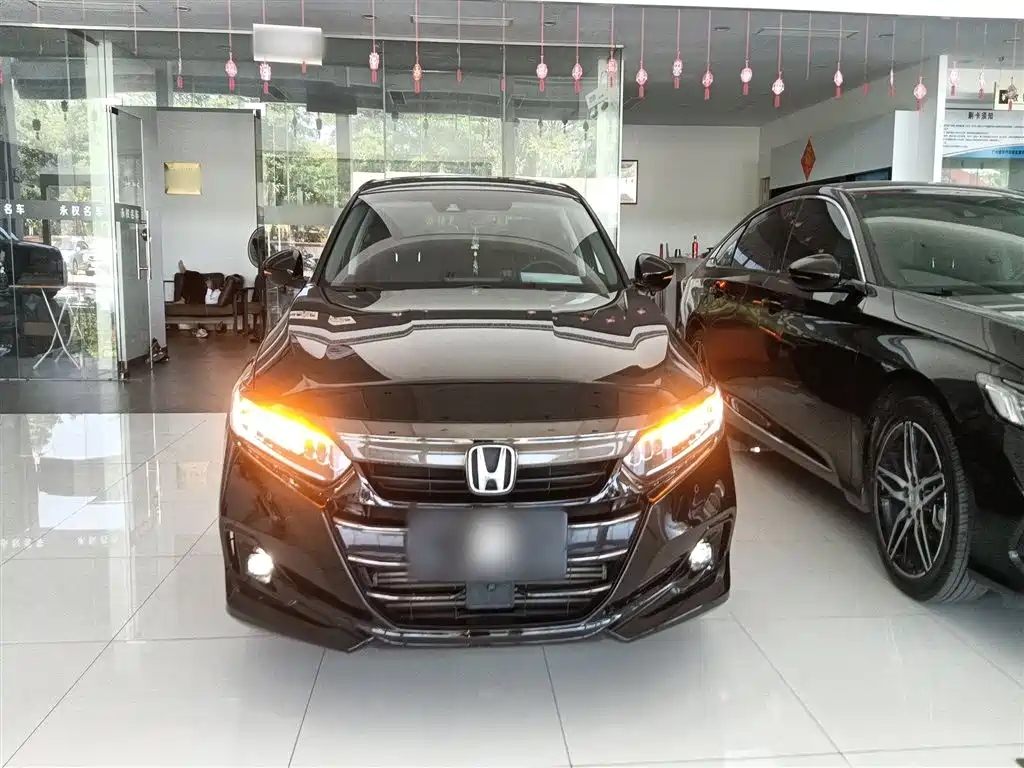Accord 2022 260TURBO Magic Night Premium Edition купить на сайте DeffCars