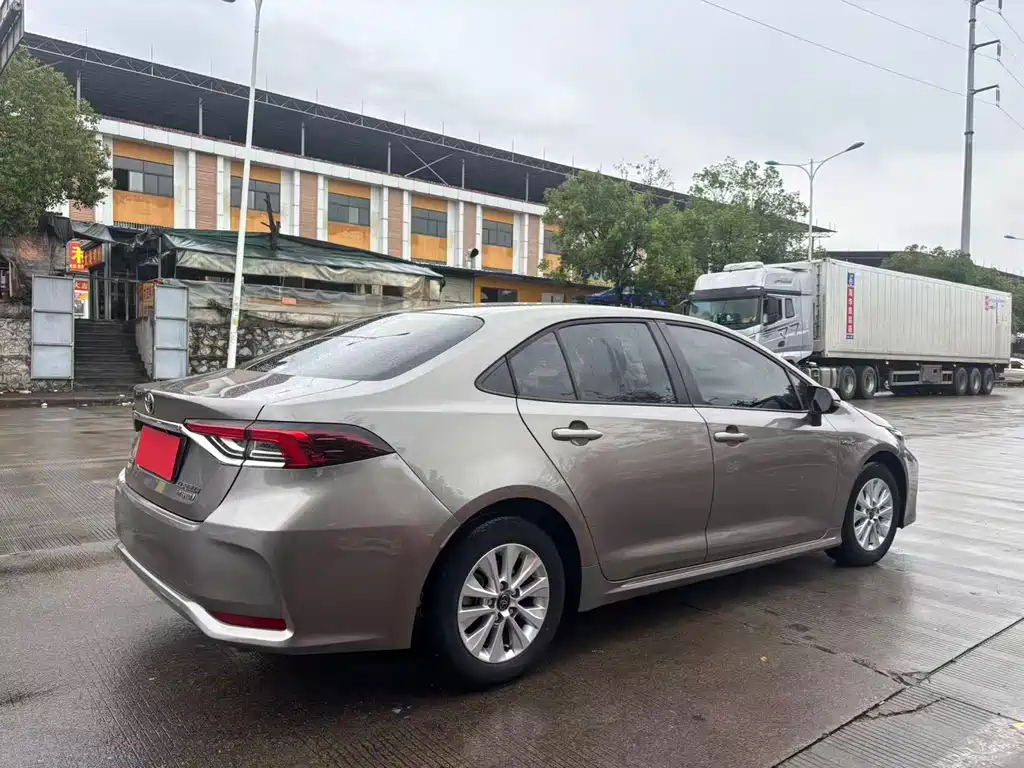 Corolla 2023 1.8L Intelligent Electric Hybrid Dual Engine Pioneer Edition купить на сайте DeffCars