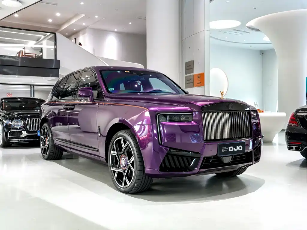 Cullinan 2018 four-seat version купить на сайте DeffCars