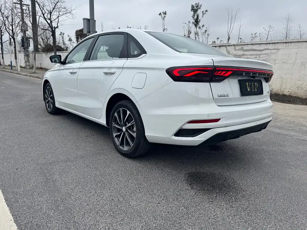 Emgrand 2022 4th generation 1.5L CVT luxury model купить на сайте DeffCars