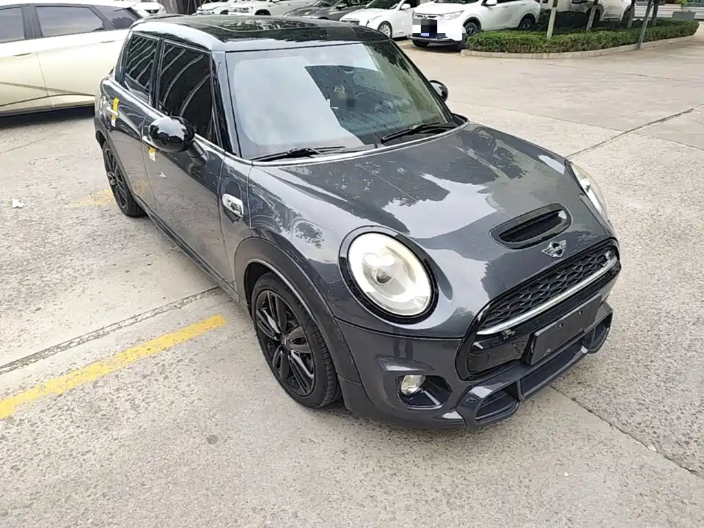 MINI 2016 2.0T COOPER S Expressionist five-door version купить на сайте DeffCars