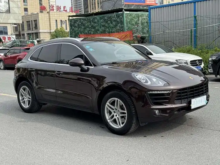 Macan 2017 Macan 2.0T купить на сайте DeffCars