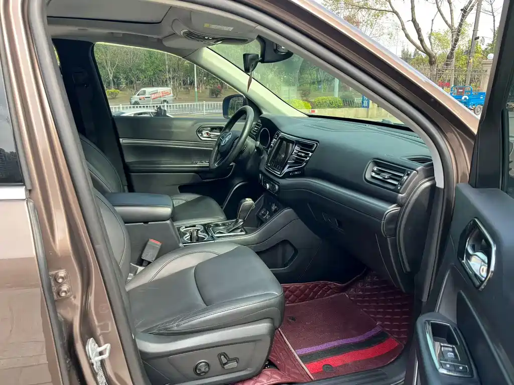 Commander 2018 2.0T 2WD Premium Edition National V купить на сайте DeffCars