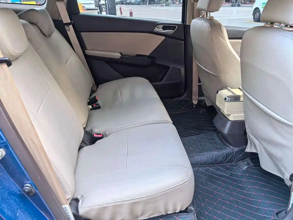 Baojun 310W 2017 1.5L Manual Comfort Type National V купить на сайте DeffCars