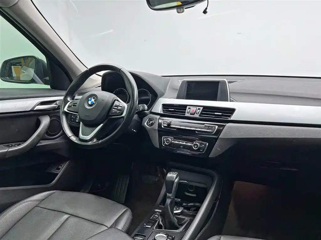 BMW X1 2019 sDrive18Li Fashion Model купить на сайте DeffCars