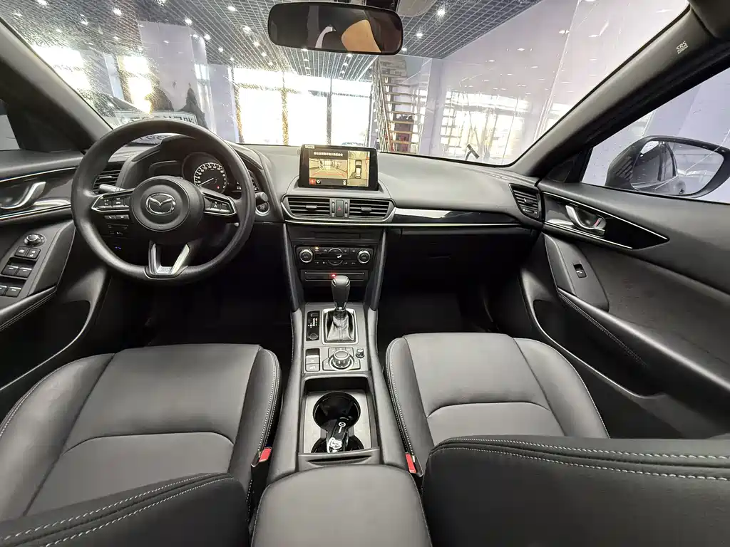 Mazda CX-4 2021 2.0L automatic two-wheel drive Blue Sky Exploration Edition купить на сайте DeffCars