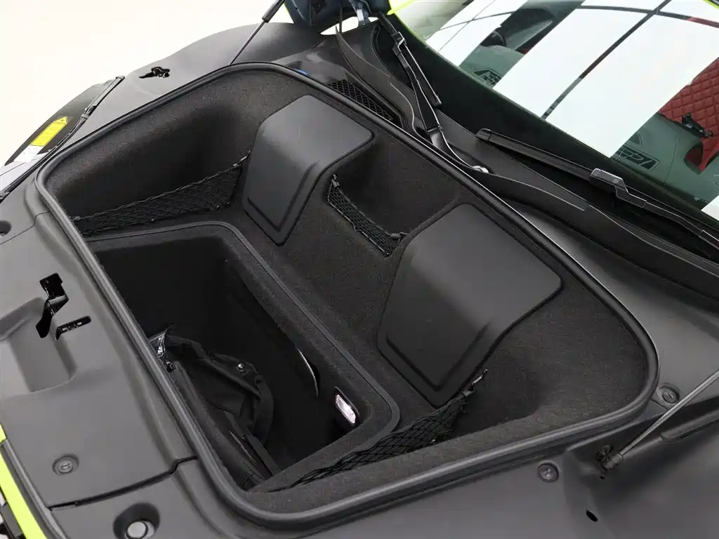 Audi R8 2022 V10 Coupe performance купить на сайте DeffCars