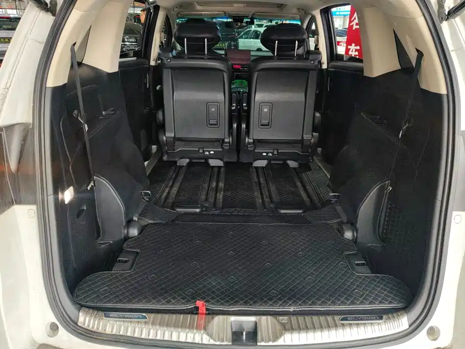 Alison 2022 2.0L e:HEV Deluxe Edition купить на сайте DeffCars