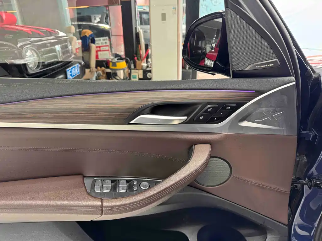 BMW X3 2021 facelift xDrive28i M sports package купить на сайте DeffCars