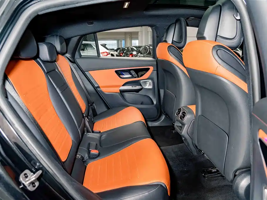 Mercedes-Benz GLC Coupe 2024 GLC 260 4MATIC Coupe SUV купить на сайте DeffCars