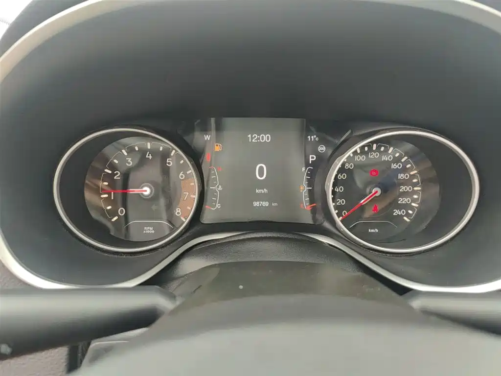 Compass 2017 200T Automatic Home Edition купить на сайте DeffCars