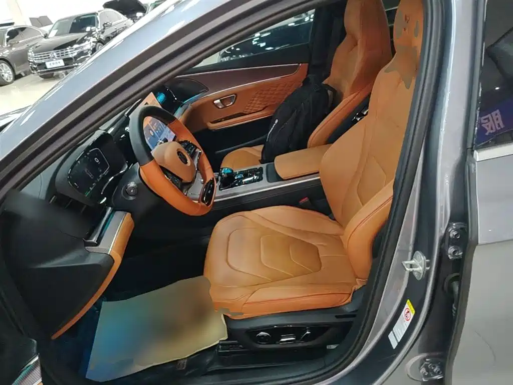 Han 2022 DM-i 121KM exclusive model купить на сайте DeffCars