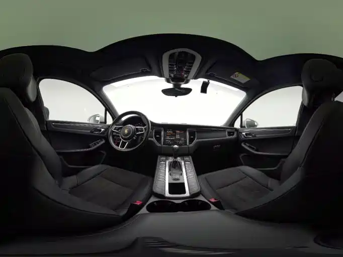Macan 2014 Macan 2.0T купить на сайте DeffCars