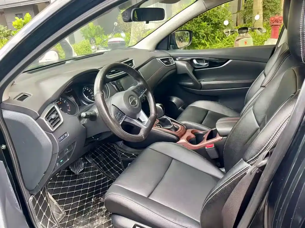 Qashqai 2019 2.0L CVT Smart Edition купить на сайте DeffCars