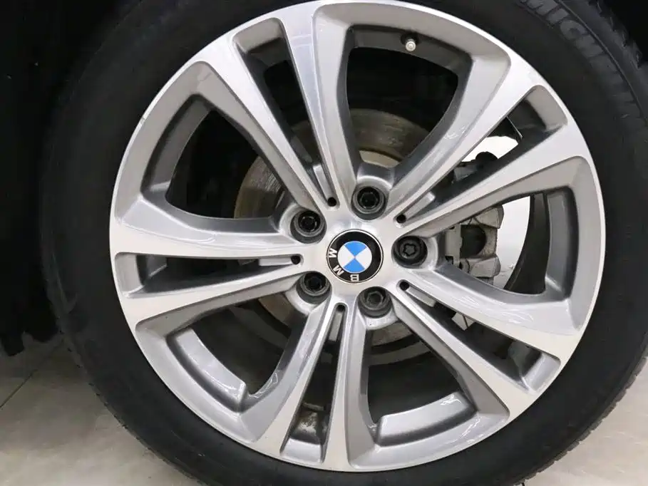 BMW X1 2018 sDrive18Li Exclusive Model купить на сайте DeffCars