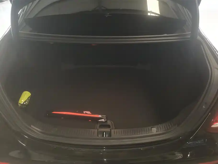 Mercedes-Benz E-Class 2020 facelift E 300 L fashionable model купить на сайте DeffCars