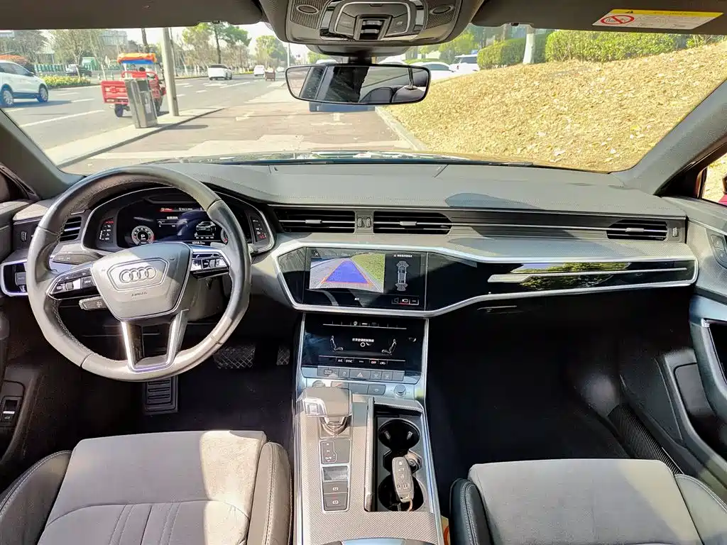 Audi A6L 2021 45 TFSI Premium Dynamic Model купить на сайте DeffCars
