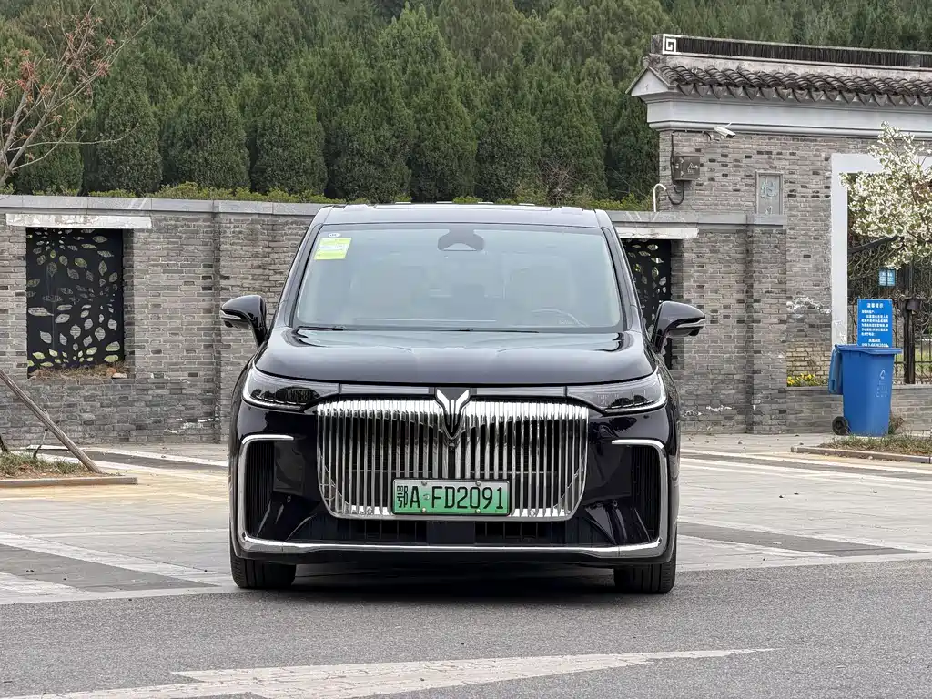 Lantu Dreamer 2025 PHEV four-wheel drive flagship Kunpeng version купить на сайте DeffCars