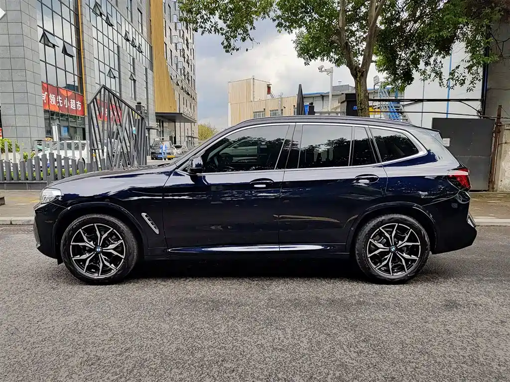 BMW X3 2022 facelift xDrive25i M sports package купить на сайте DeffCars