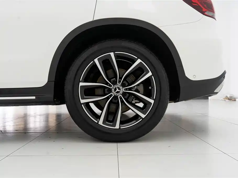 Mercedes-Benz GLC 2020 facelift GLC 300 L 4MATIC dynamic купить на сайте DeffCars