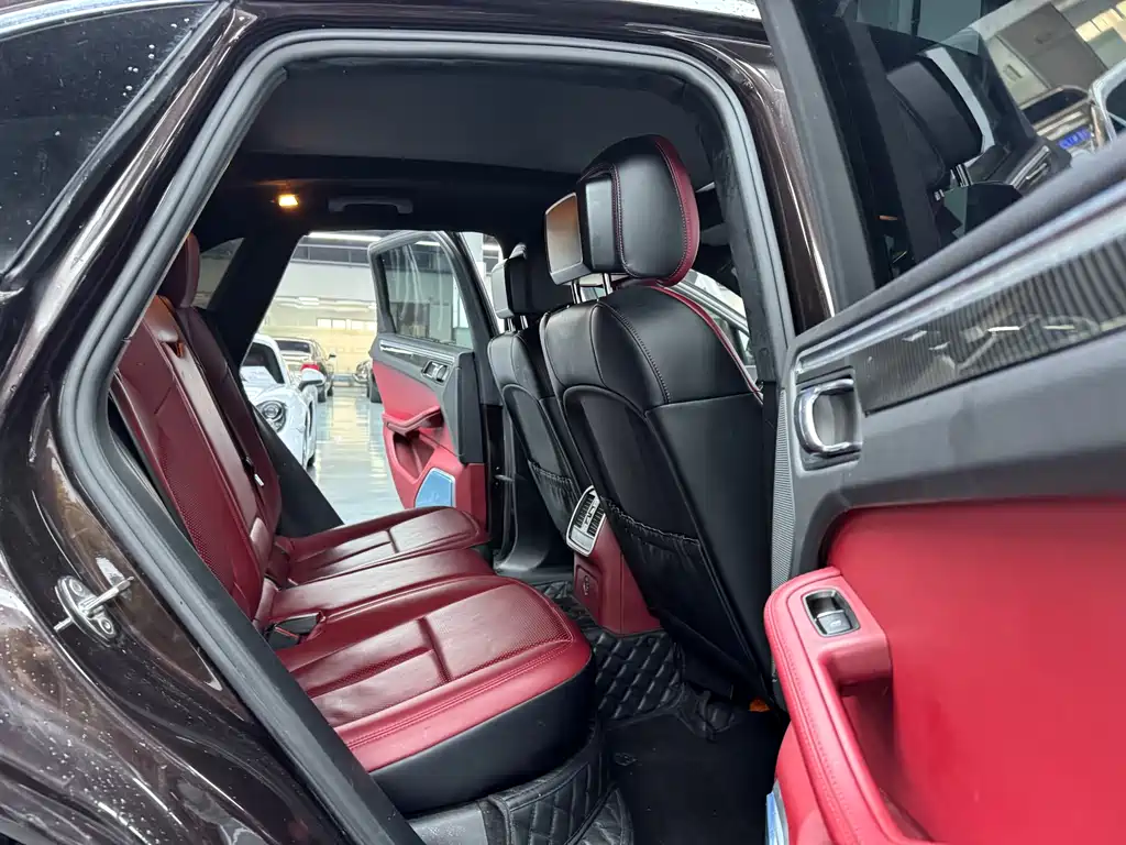 Macan 2018 Macan 2.0T купить на сайте DeffCars