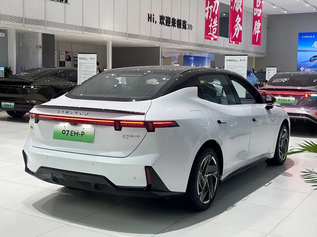 Lynk & Co 07 EM-P 2024 EM-P 126 long battery life Halo купить на сайте DeffCars