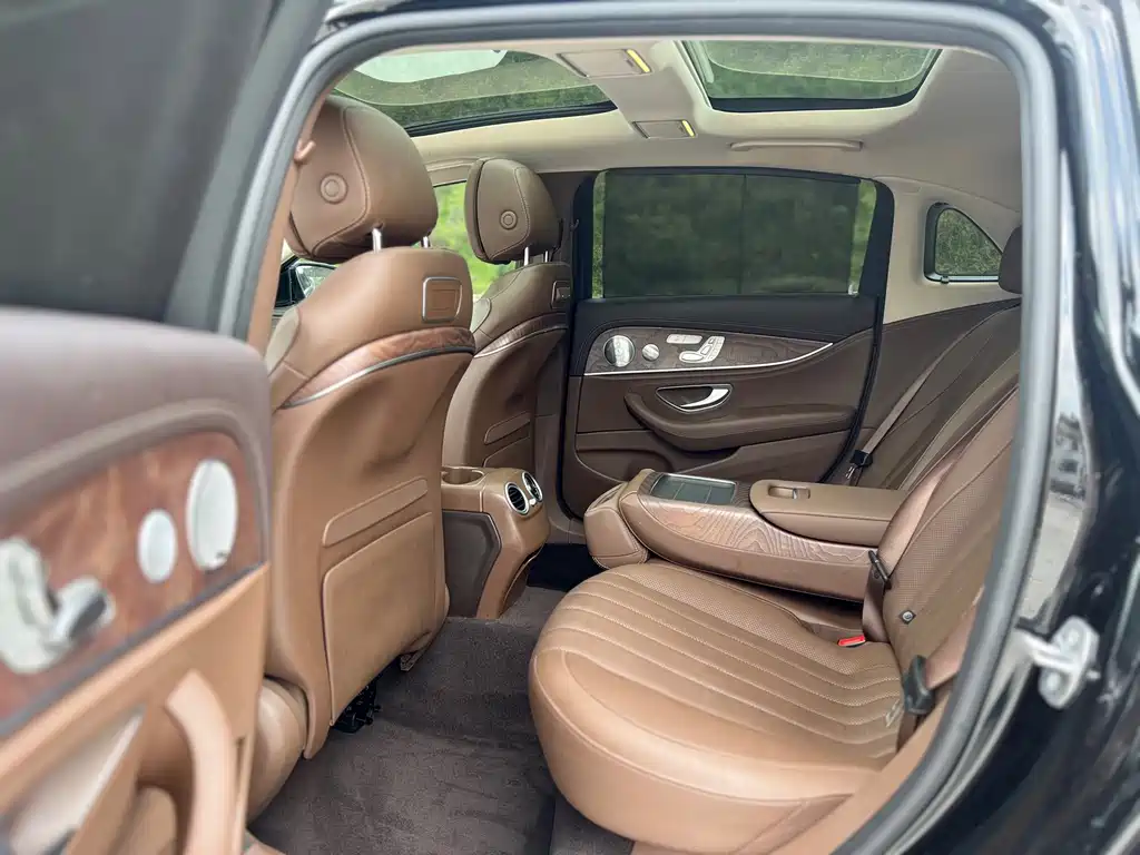 Mercedes-Benz E-Class 2020 Facelift E 300 L Special Edition купить на сайте DeffCars