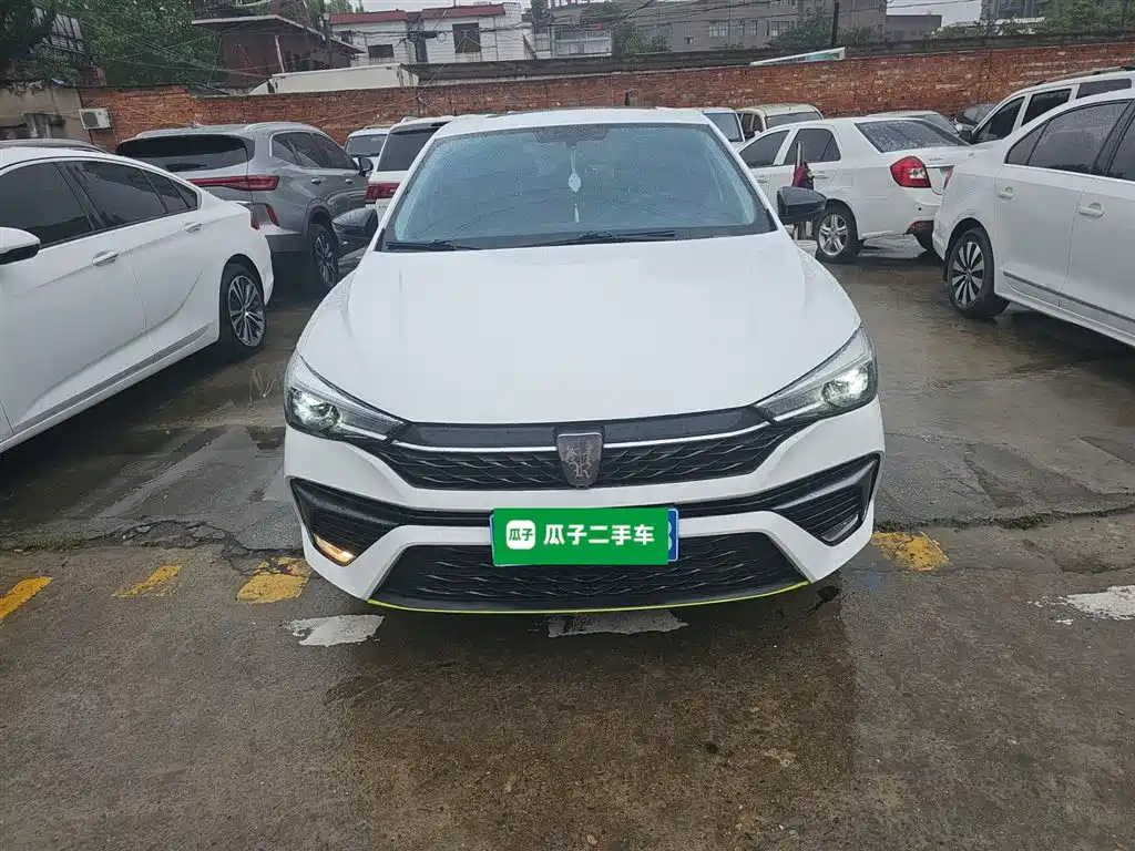 Roewe i5 2021 1.5L CVT Platinum Edition купить на сайте DeffCars