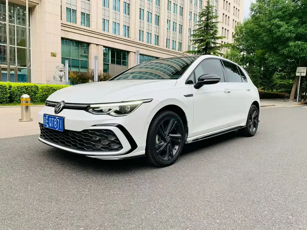 Golf 2024 280TSI DSG R-Line 50 Years Legend Edition купить на сайте DeffCars
