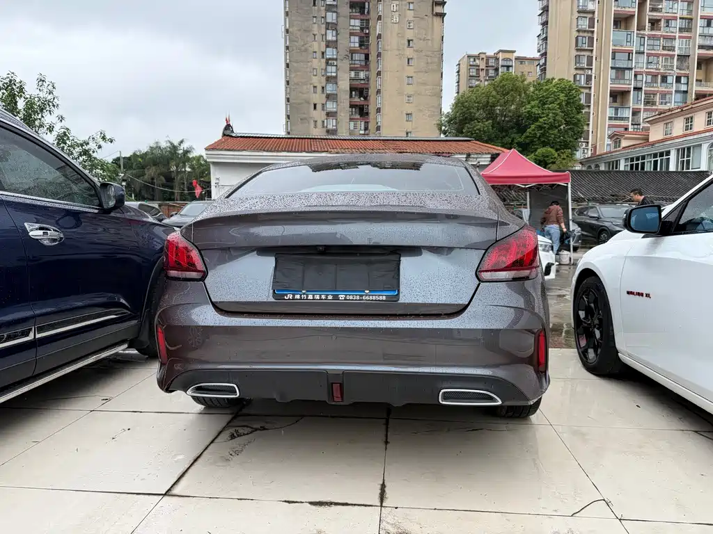 MG5 2021 300TGI DCT Green Luxury Edition купить на сайте DeffCars