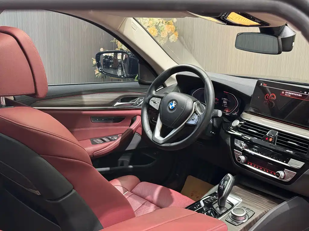 BMW 5 Series 2022 530Li Exclusive Luxury Package купить на сайте DeffCars