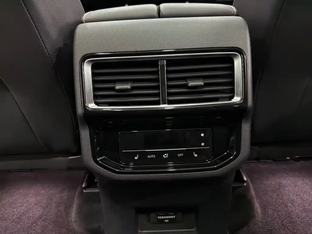 Touron 2024 380TSI four-wheel drive luxury version купить на сайте DeffCars