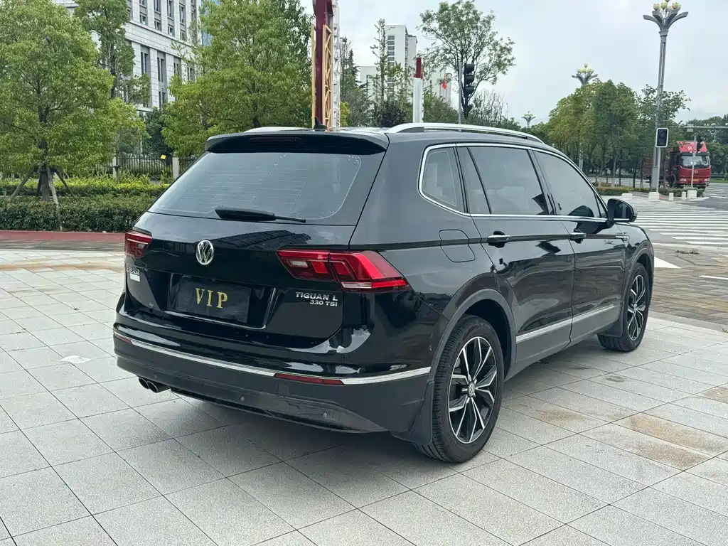Tiguan L 2020款 330TSI 自动两驱智动豪华版 国VI купить на сайте DeffCars